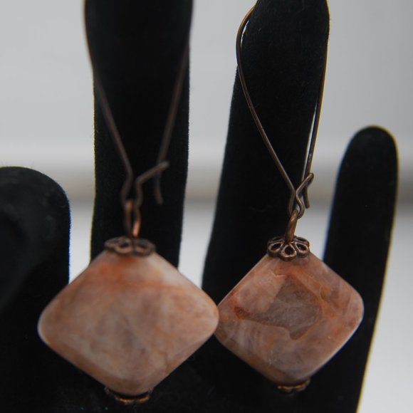 Lot of 2 pairs of Dangle Earrings - Very Nice - Picture 5 of 9